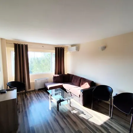 спортна база ветрен אכסניה *