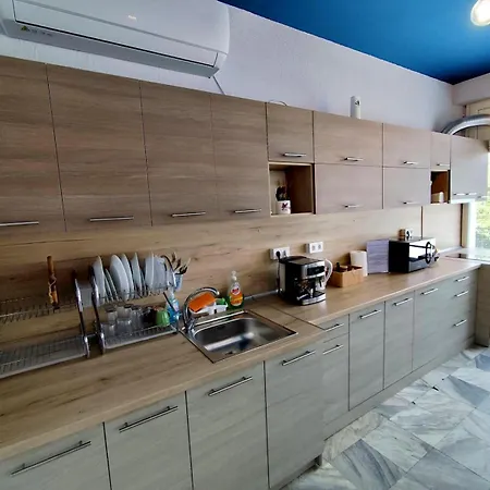 Hostel спортна база ветрен *