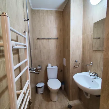 Hostel спортна база ветрен *
