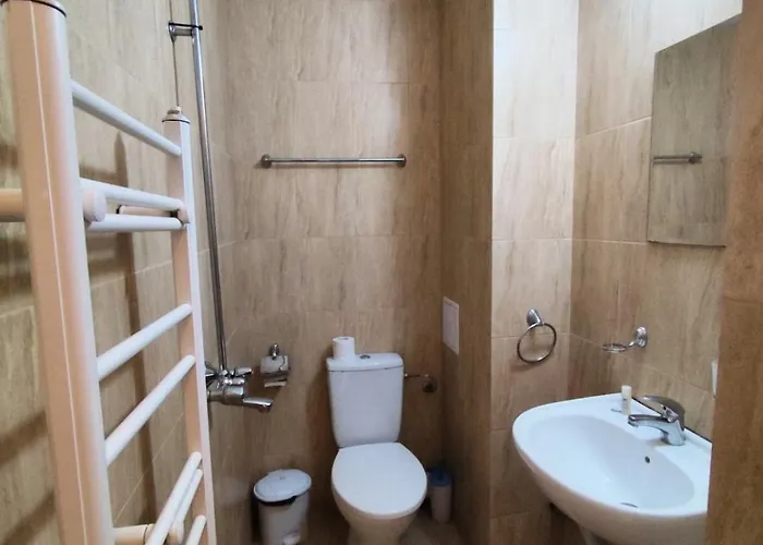 Hostel спортна база ветрен *